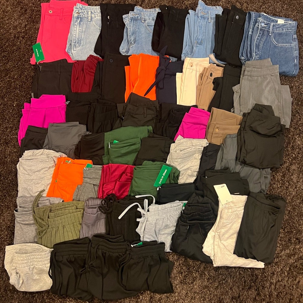Massive clothing / shoes lot includes over 60 pieces